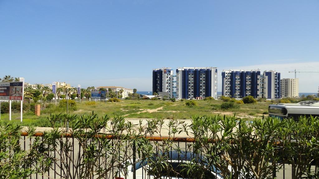 He La Entrada Punta Prima Otel Torrevieja Dış mekan fotoğraf